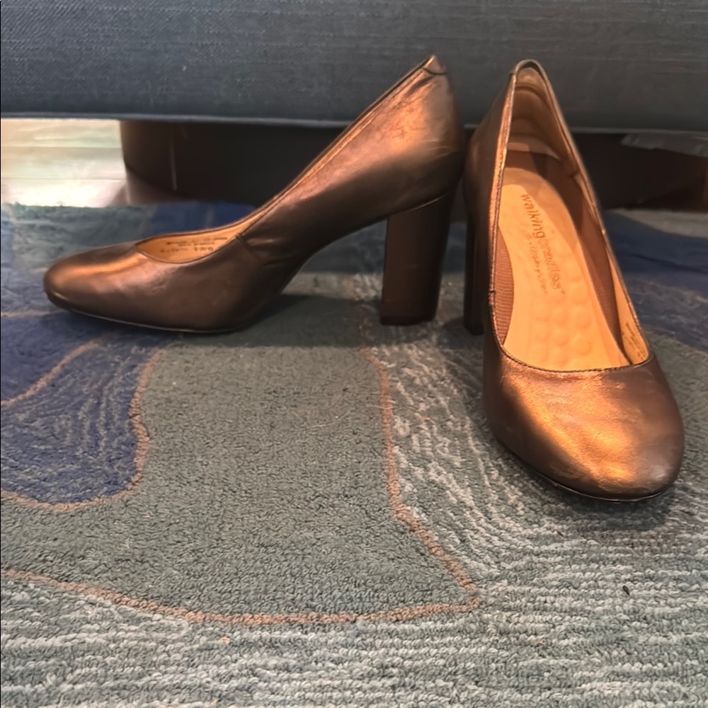 Walking Cradles Brown Heels Classic Block Design
